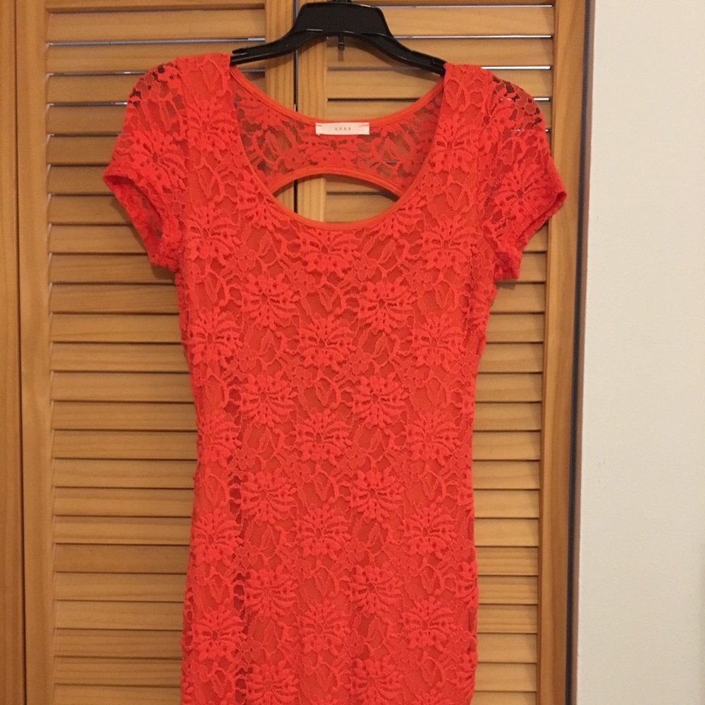 ORANGE LACE DRESS - Fitted
